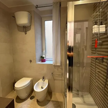 Anna Lucia's Flat Vicino A Trastevere E Al San Camillo * Roma